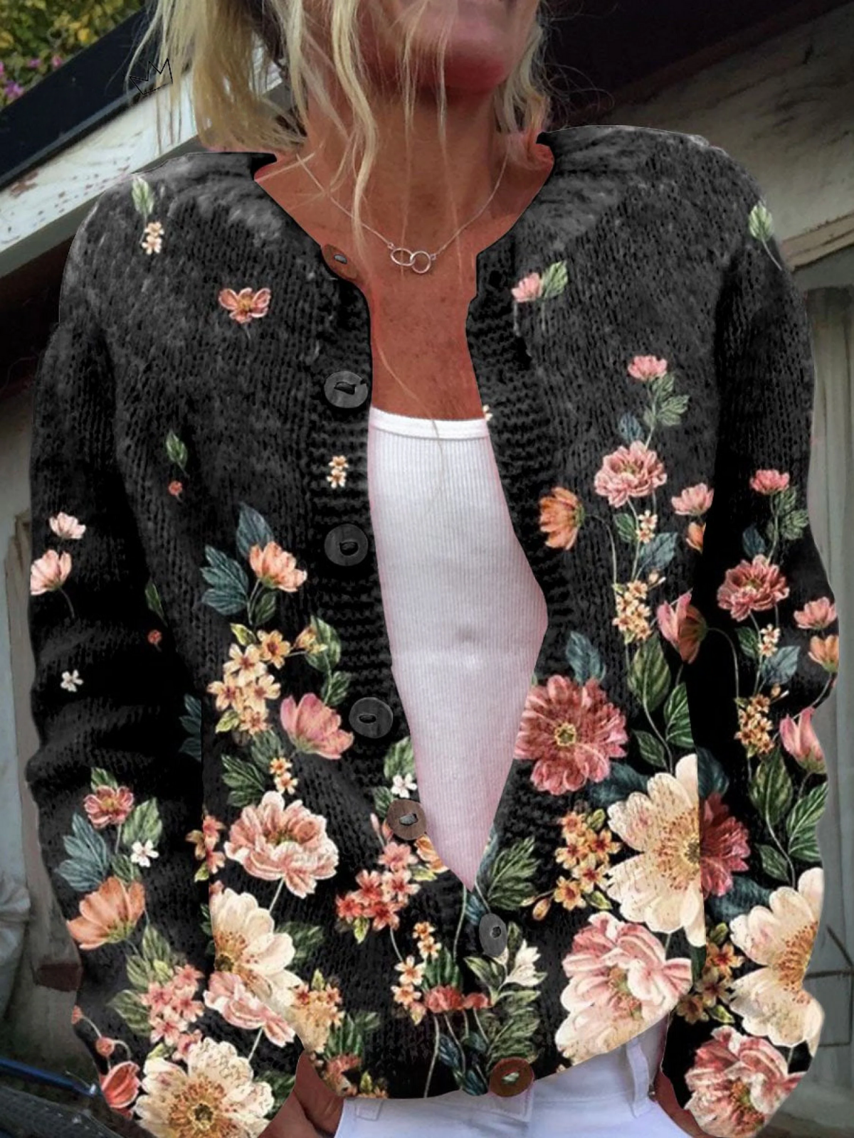 Strickjacke mit Knöpfen – Blumen Vintage V