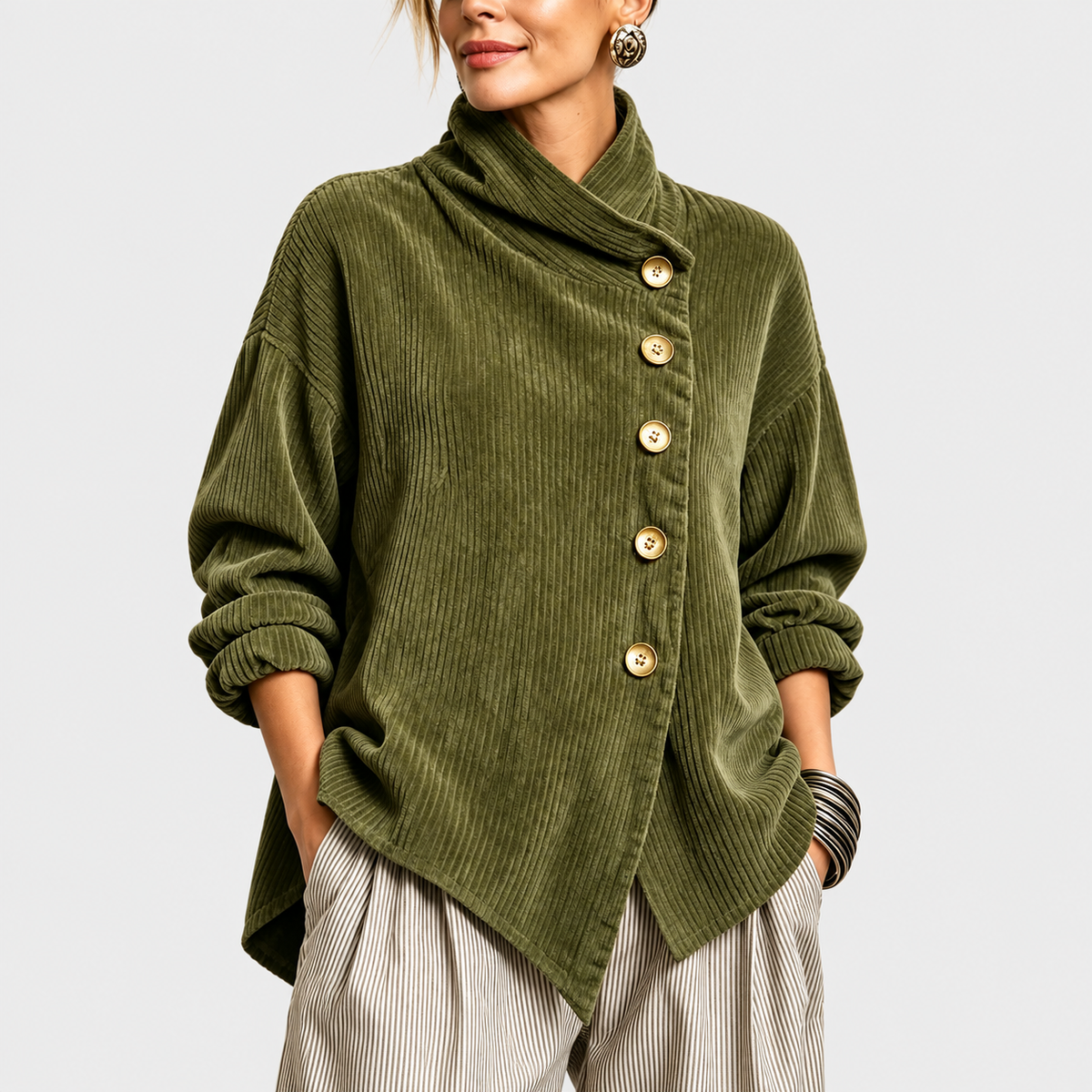 Asymmetrische Samt-Stehkragenbluse mit Knöpfen – Olive