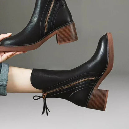 Knöchelhohe Stiefeletten